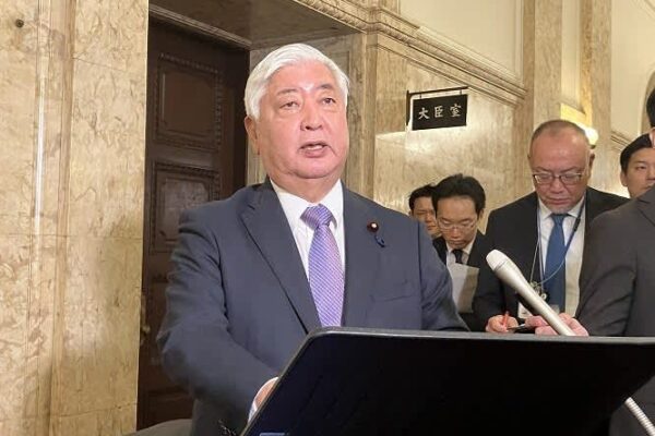 防衛相「米側から情報提供ない」　オスプレイ出力増大機能　米軍や製造元「推奨せず」米報道