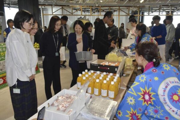 東京のJT本社食堂で今治グルメ　市などフェア、1000人訪れる