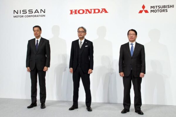 日産とホンダ、三菱自動車が経営統合に関する記者会見 実現すると売上高30兆円、営業利益3兆円を超える世界トップレベルのモビリティカンパニーに