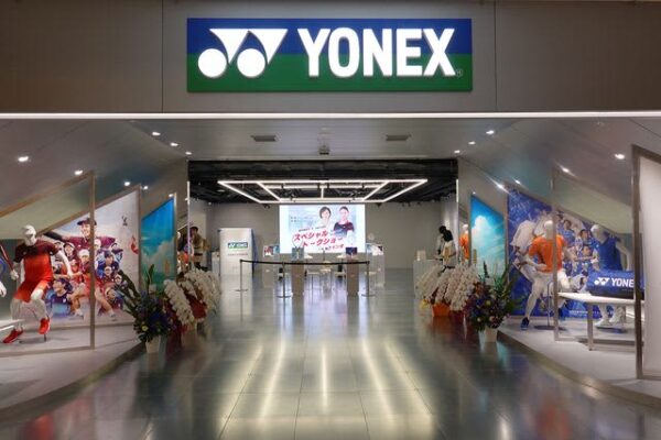 ヨネックスショールーム最大級の店舗「YONEX OSAKA SHOWROOM」が誕生。東京、上海に続いて世界3店舗目