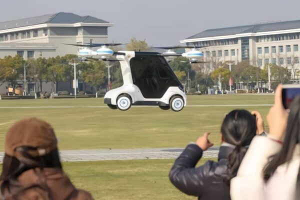 東南大学独自開発の空飛ぶクルマ、新年に初飛行―中国