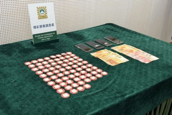 マカオのIR併設カジノで大量の偽造ゲーミングチップ使われる…中国人の男3人逮捕